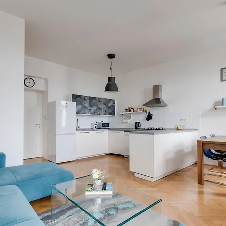 Stylish Quiet 2bds Flat Letna Park - U14 * Prague